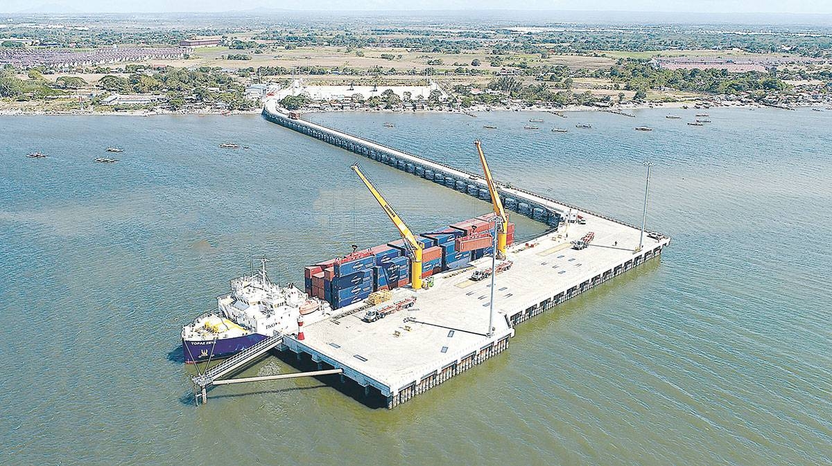 The Tanza Barge Terminal offers a smarter and more sustainable way of transporting containers to cargo owners via barges connected to Manila South Harbor. PHOTO FROM ATI