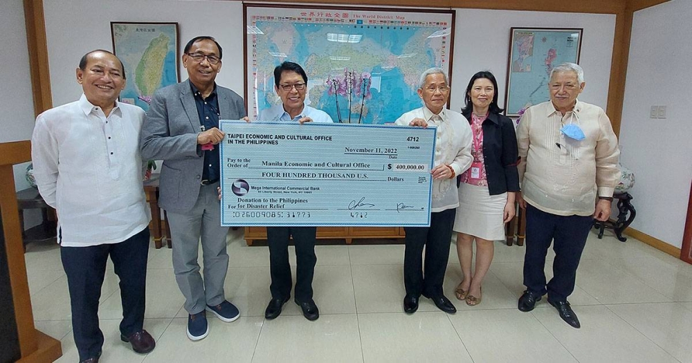 Taiwan Gives Aid To Paeng Victims The Manila Times