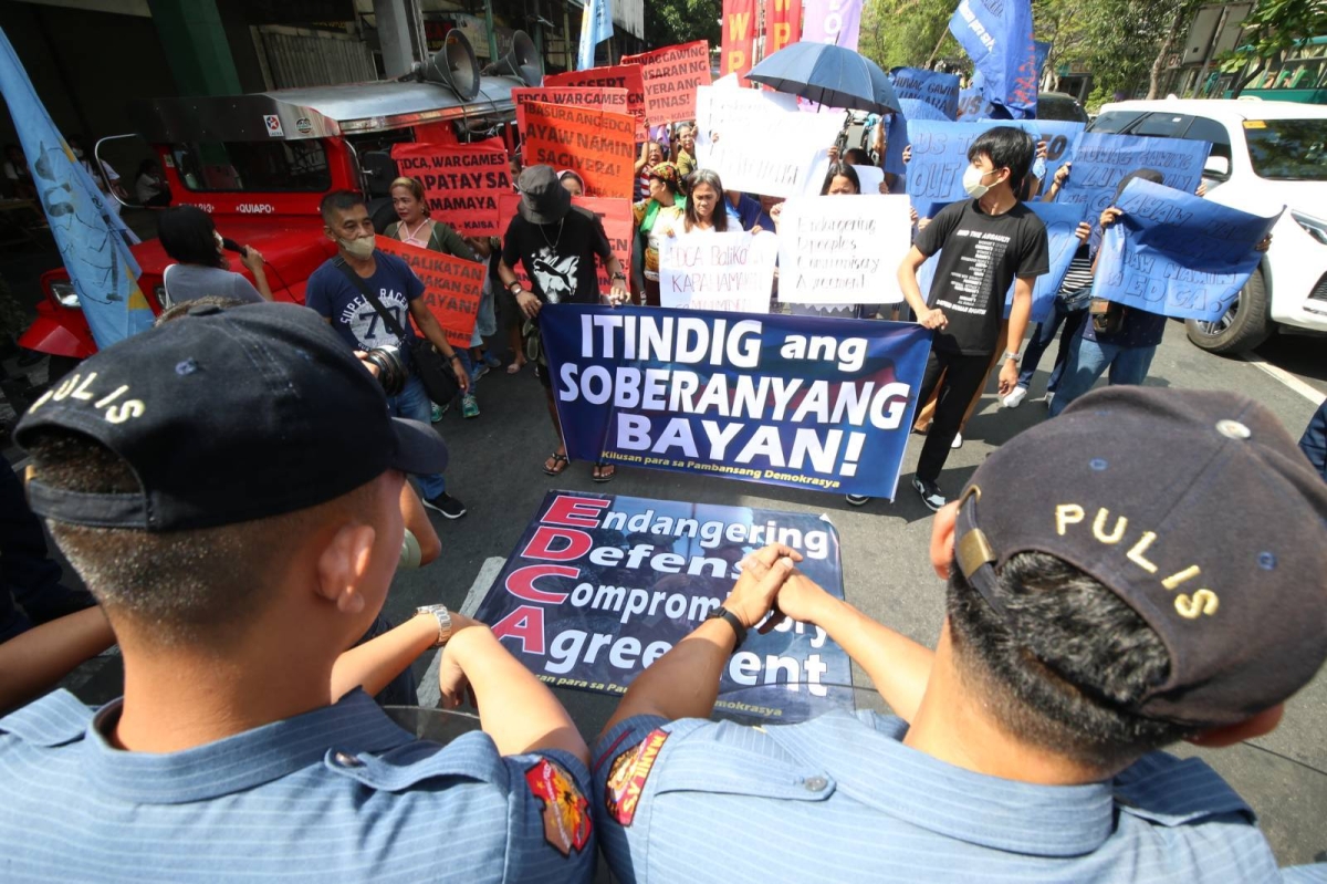 Militants In Mendiola The Manila Times