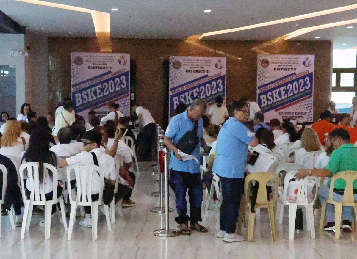 Pnp Afp Personnel Man Checkpoints In Qc The Manila Times