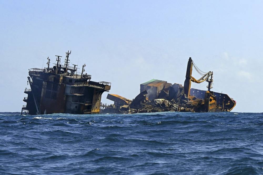 Sri Lanka's marine disaster worsens | The Manila Times