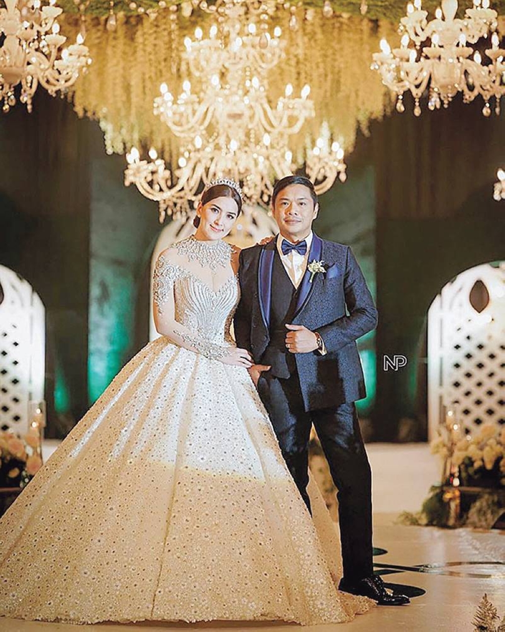 Filipina Porn Ara Mina - Ara Mina, businessman tie knot in Baguio City | The Manila Times