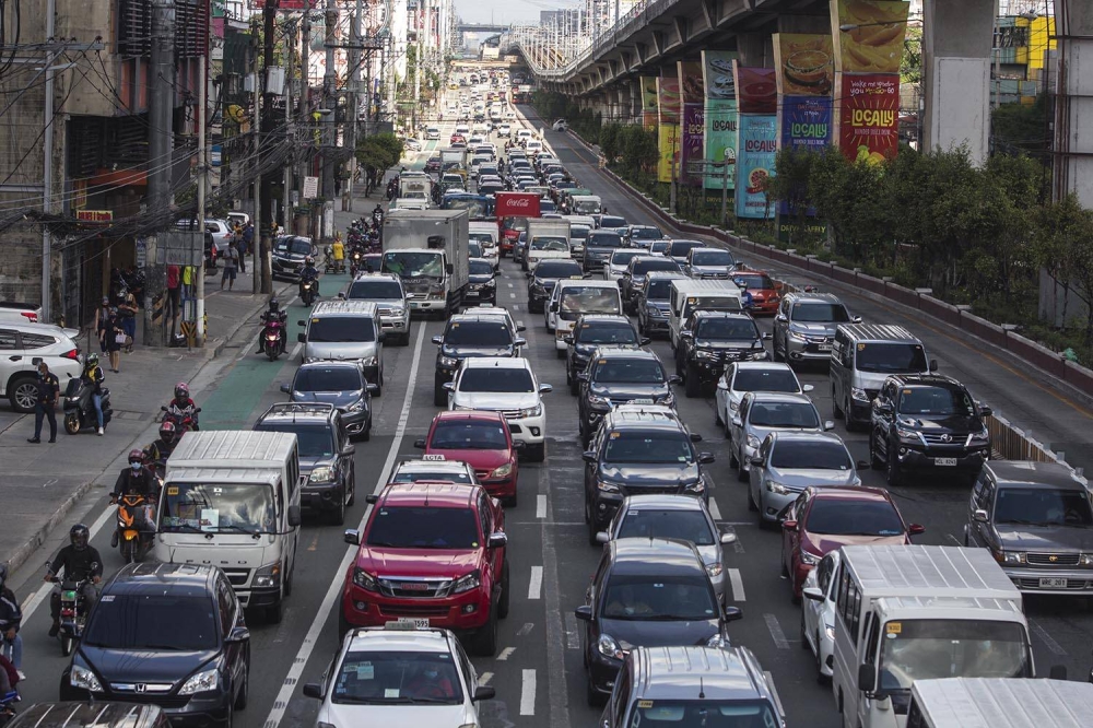 Metro Manila number coding scheme remains suspended | The Manila Times