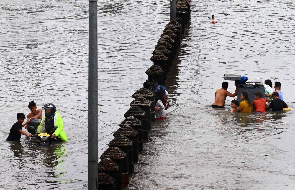 Floods hit parts of Metro Manila – MMDA | The Manila Times