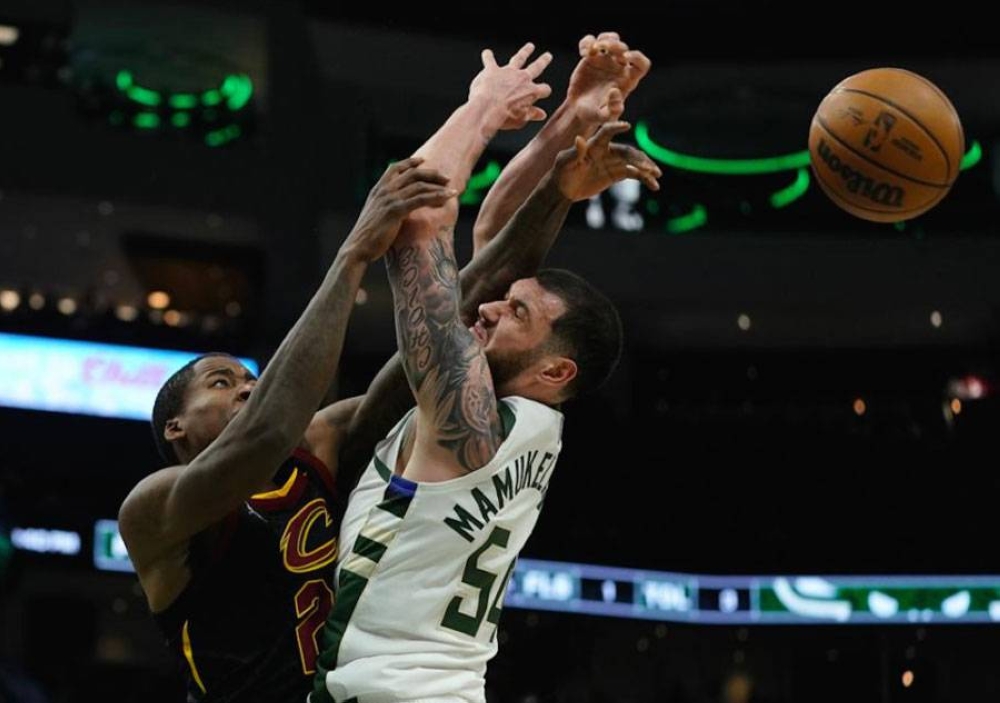 Cavs Top Short-handed Bucks For 6th Straight Win | The Manila Times