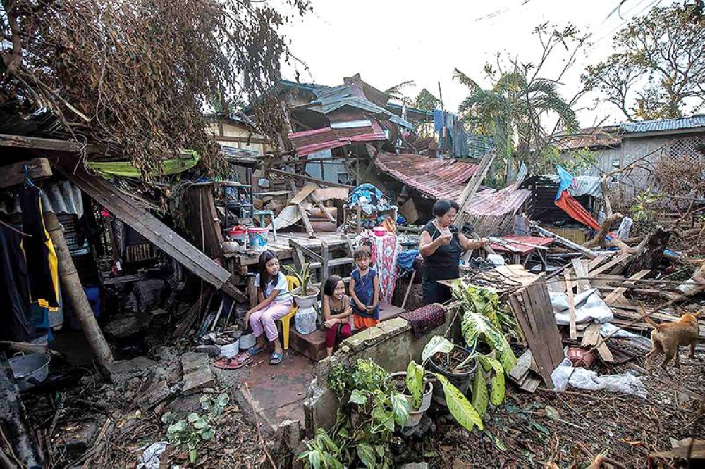 PNP reports 305 typhoon deaths | The Manila Times