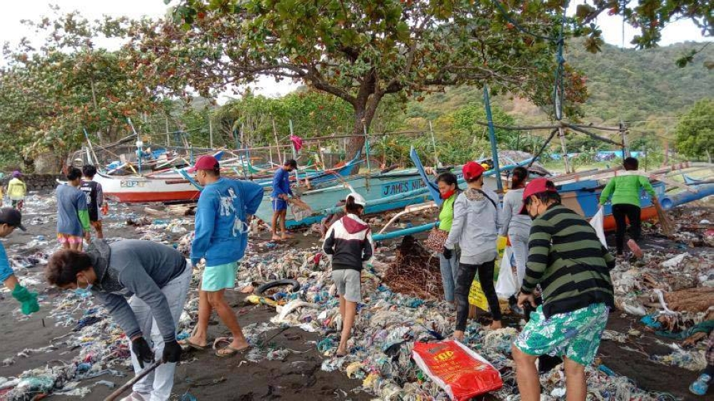 San Miguel Corporation Extends Coastal Cleanup Drive To Batangas