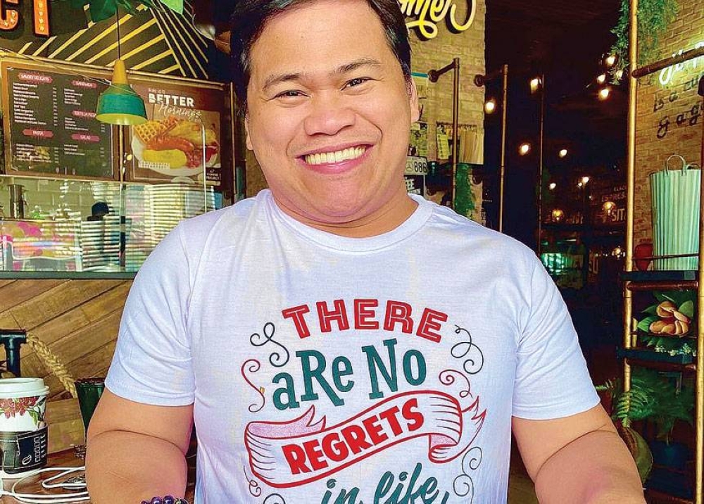 Ogie Diaz thrives in vlogging The Manila Times