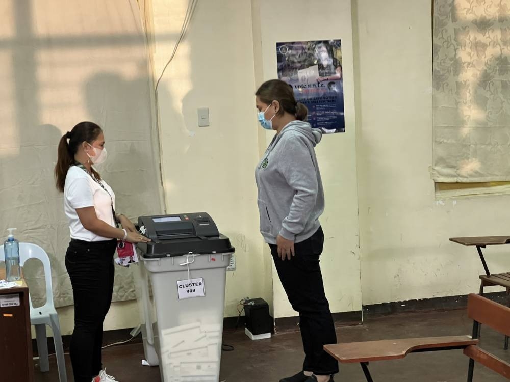 Sara Duterte Casts Vote In Davao City The Manila Times