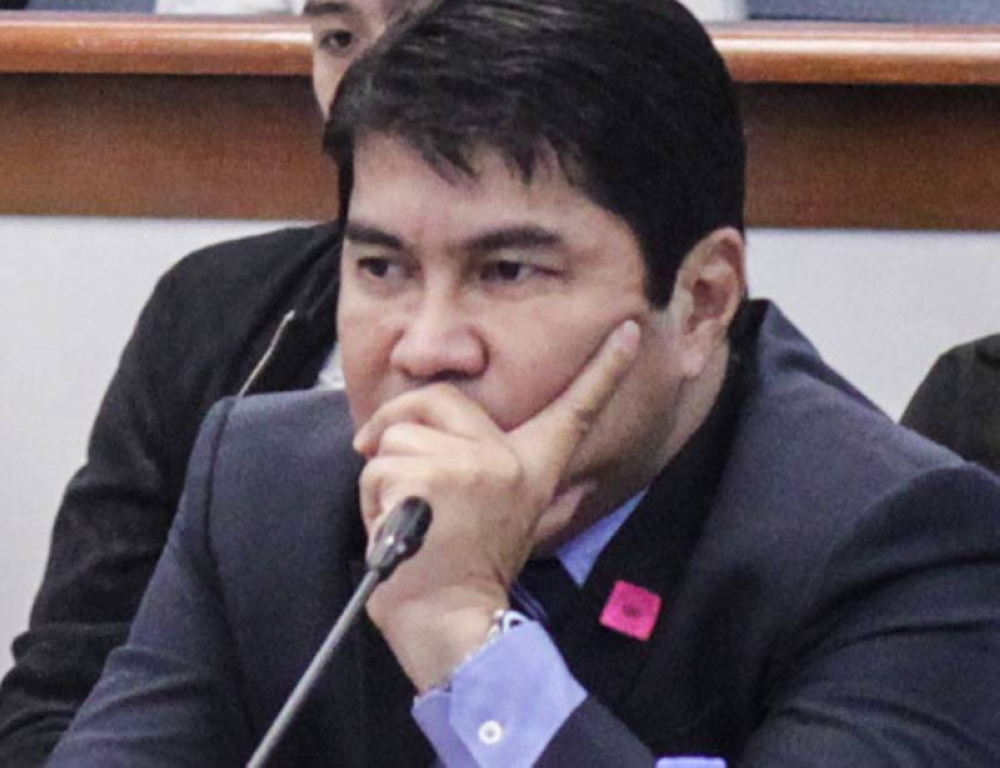 Erwin Tulfo Tells DSWD Employees to Treat the Clients Right - AttractTour