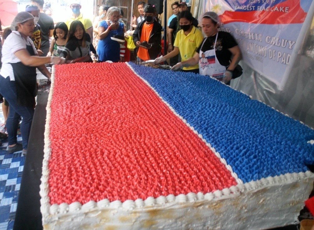 Cake with Chocolate Art - School Project - TEXAS theme - Red, White, & Blue