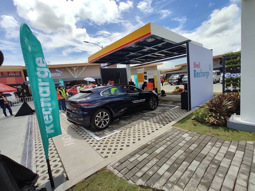 Shell to roll out EV charging stations | The Manila Times