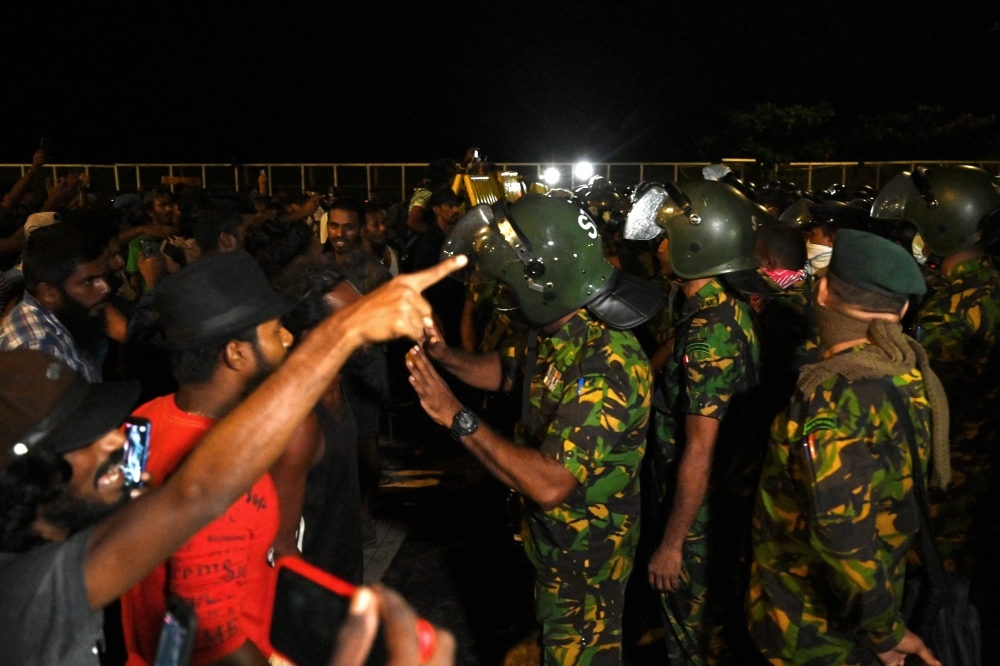 Demolido el principal campamento de protesta de Sri Lanka