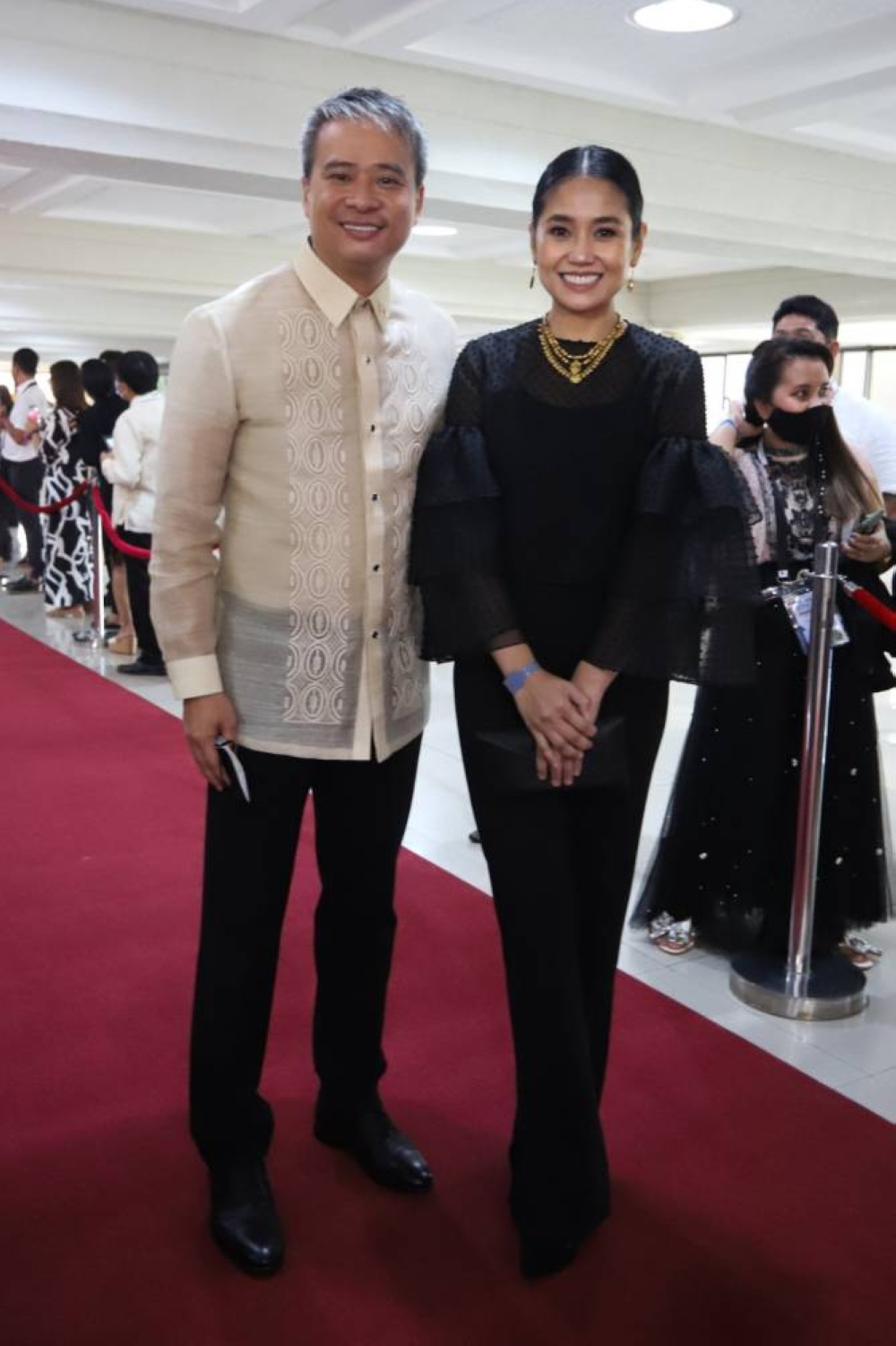 Simple glam on the SONA red carpet - PressReader