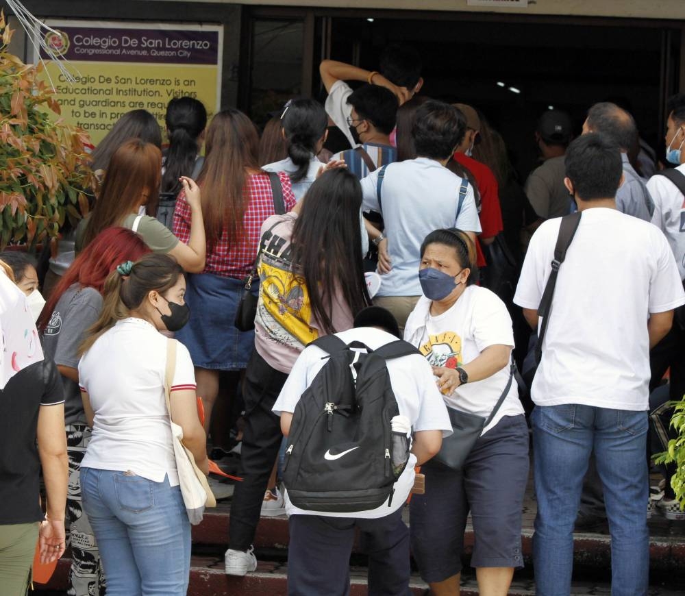 2 schools in Quezon City open doors for displaced Colegio de San ...