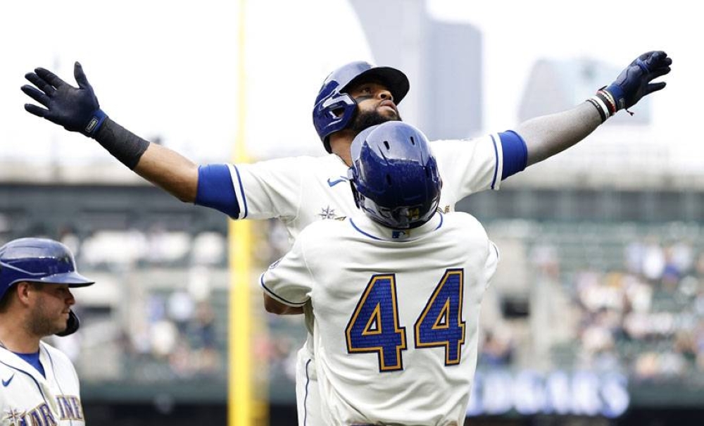Julio Rodriguez's dad lets tears flow after son makes Mariners Opening Day  roster