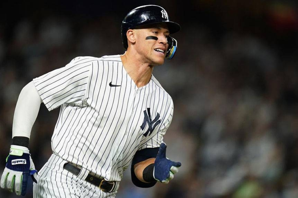 Yankees' Aaron Judge doubles twice in spring ga