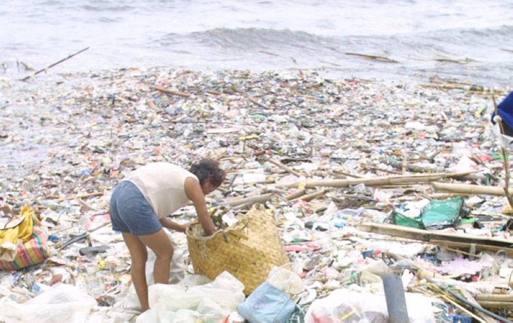 PH dumps 2.7M tons of plastic waste into the sea | The Manila Times