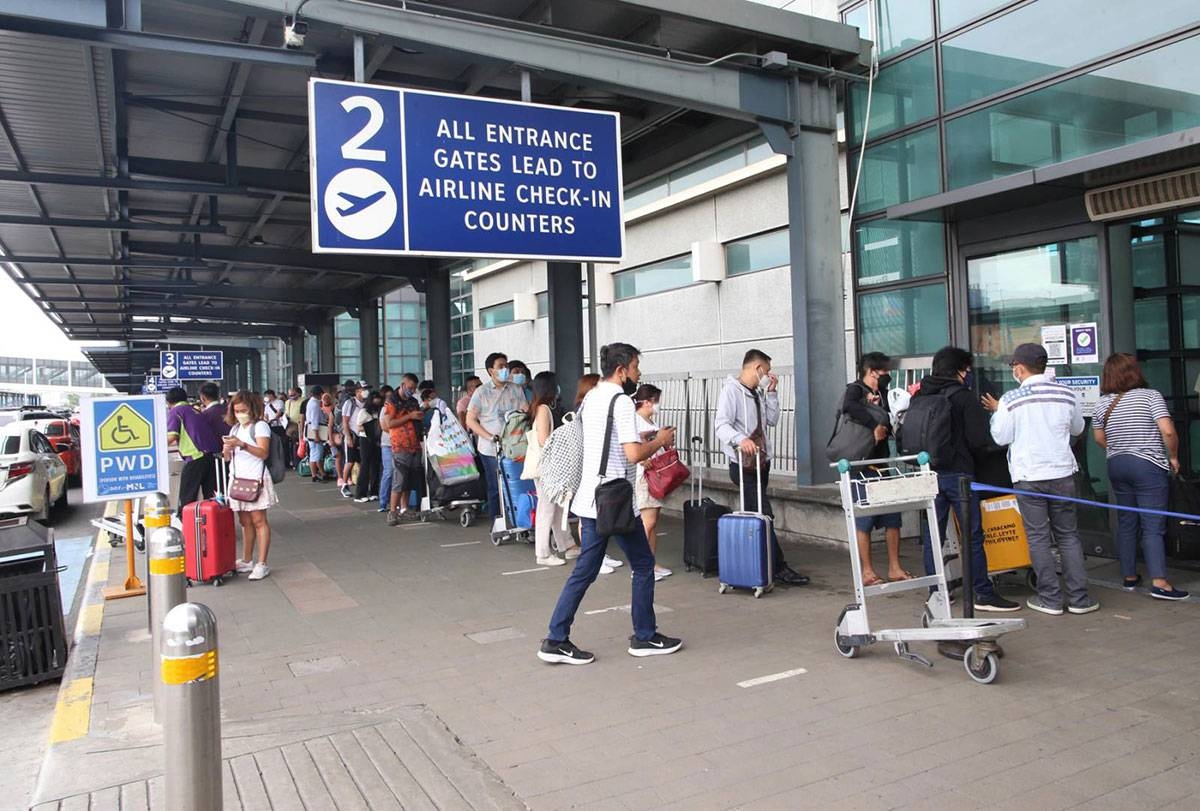 are dogs allowed in naia terminal 3