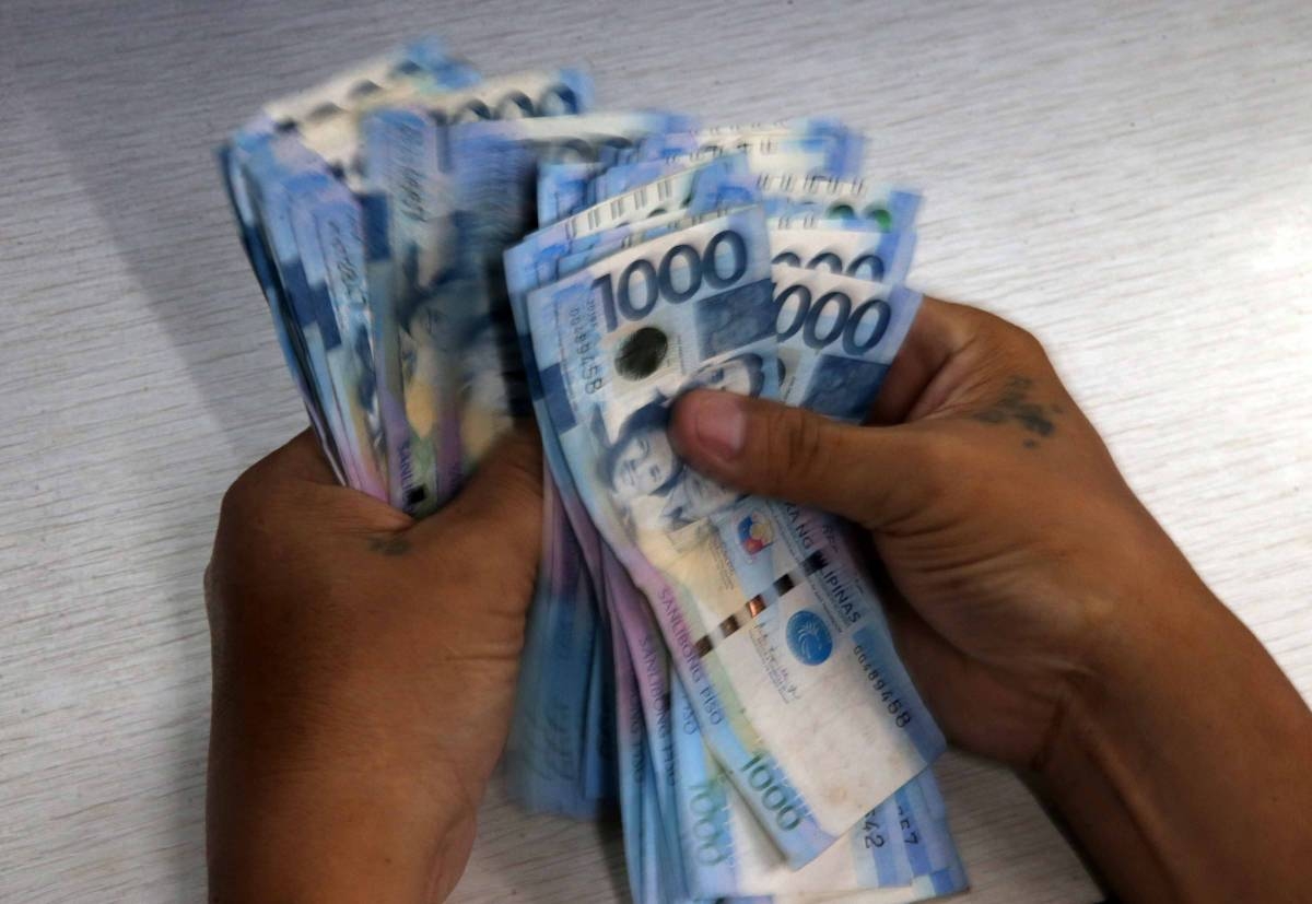 More Filipinos turn to online lending apps – report - The Manila Times