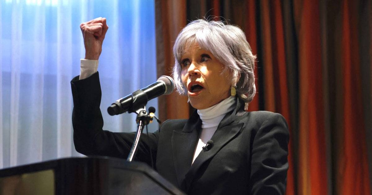 Jane Fonda prévient que les océans « meurent » au milieu des négociations sur le traité de l’ONU