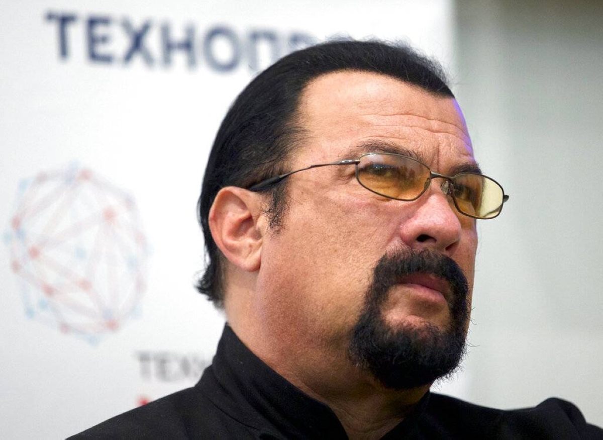 Putin Bestows Friendship Award On Steven Seagal The Manila Times   162738 