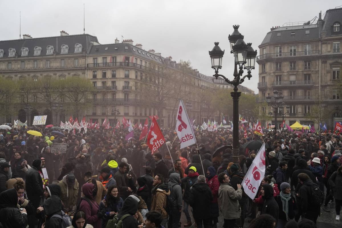 Macron's new pension age overcomes last hurdle amid protests | The ...