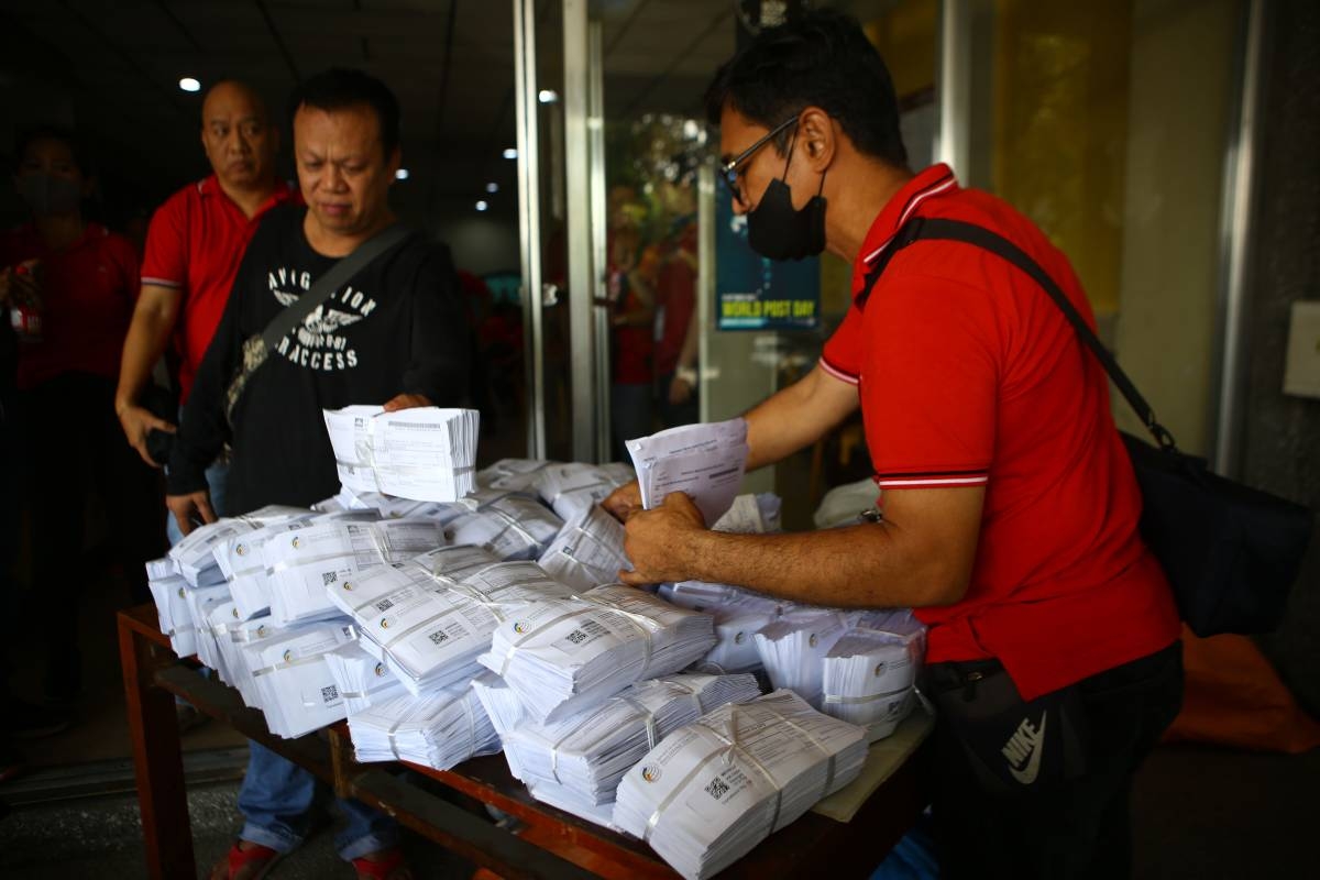 BFP Conducts Clearing Operations At The Manila Central Post Office ...