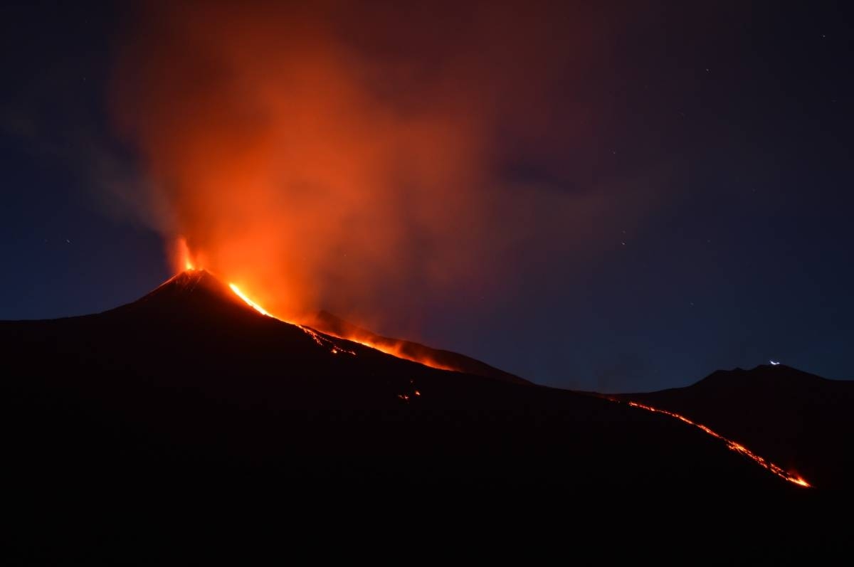 Shaking roofs, frayed nerves as Mexico's 'Popo' volcano rumbles | The ...