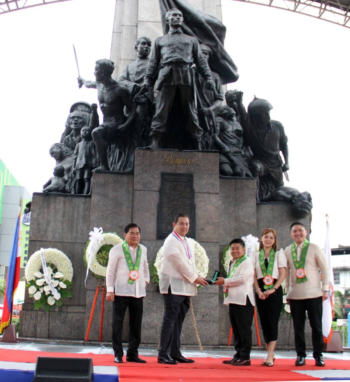 Caloocan Marks Independence Day | The Manila Times