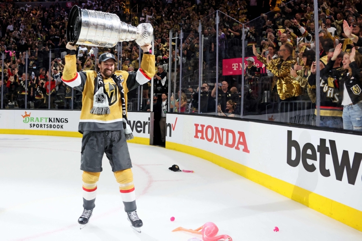 Stanley Cup Final: Golden Knights win title in Game 5 rout of Panthers