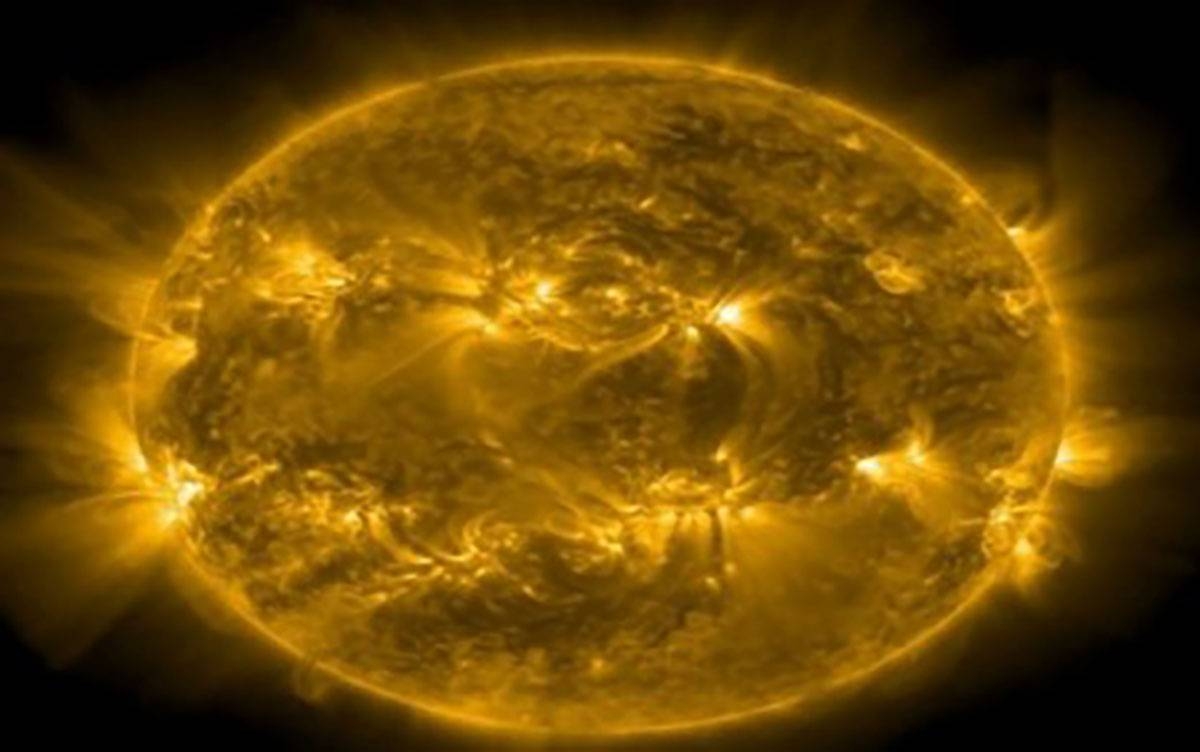 NASA Captures Strong Solar Flare Image | The Manila Times