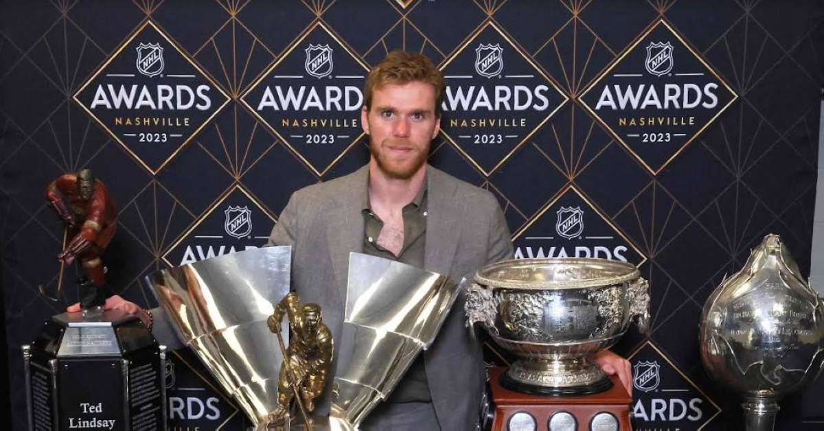 Auston Matthews Wins Hart Trophy, Ted Lindsay Award To Headline