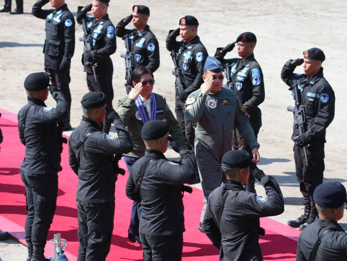 Marcos Attends Philippine Air Forces 76th Anniversary The Manila Times 7151