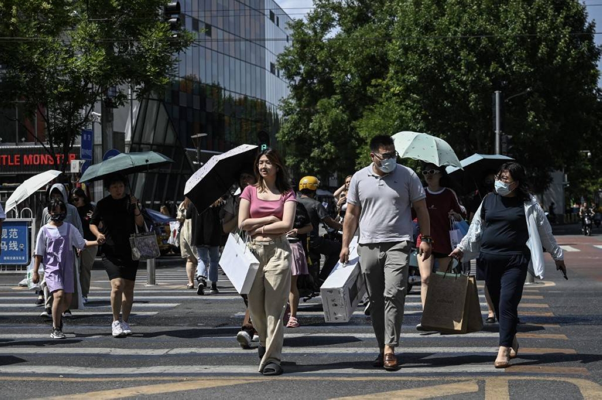 Beijing orders halt to outdoor work | The Manila Times