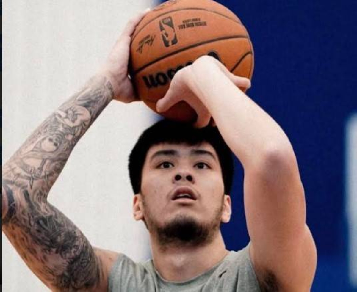 Kai Sotto works out with Pacers