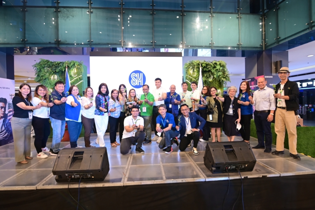 SM group, partners launch urban farming initiative | The Manila Times