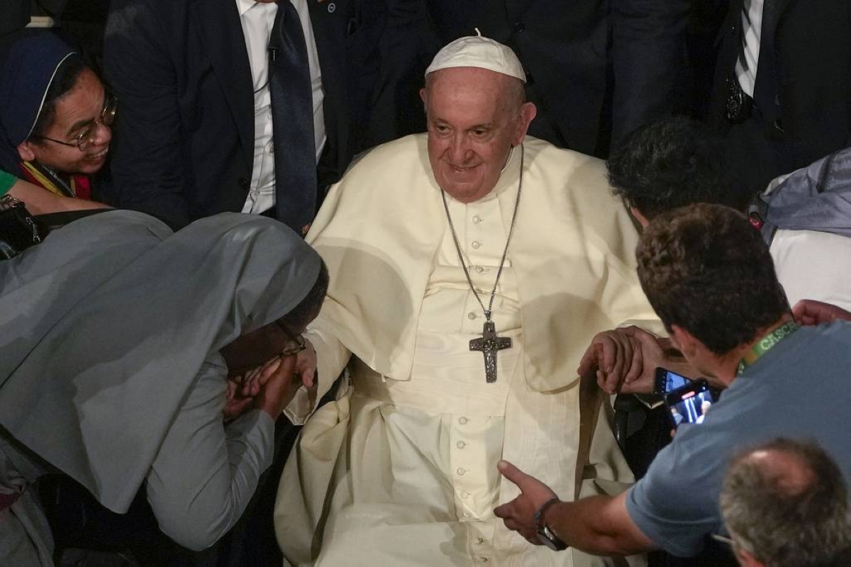 Pope meets Portuguese abuse survivors, slams clergy | The Manila Times