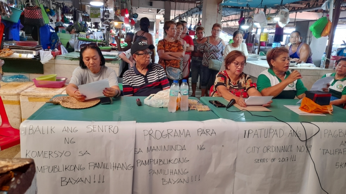 Vendors Ask Mayor To Fulfill Promise The Manila Times 1642