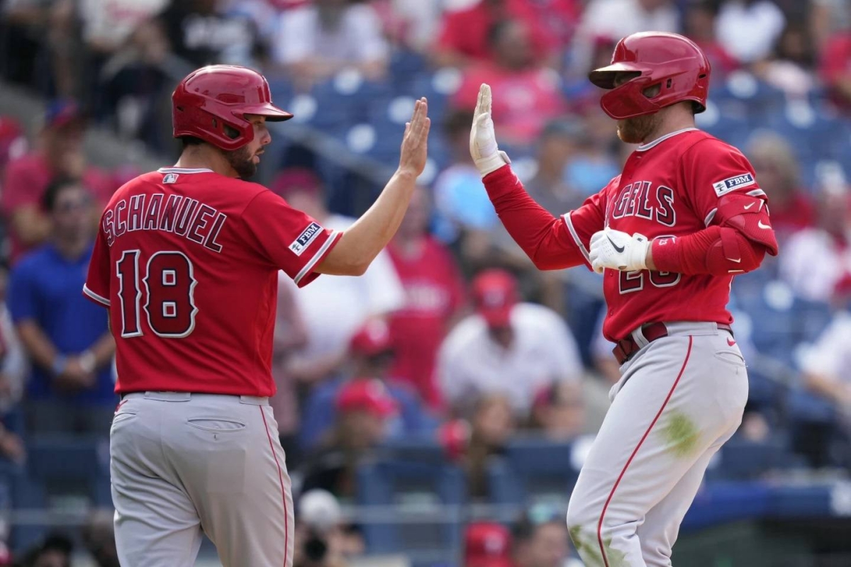 Angels rally to beat Phillies | The Manila Times