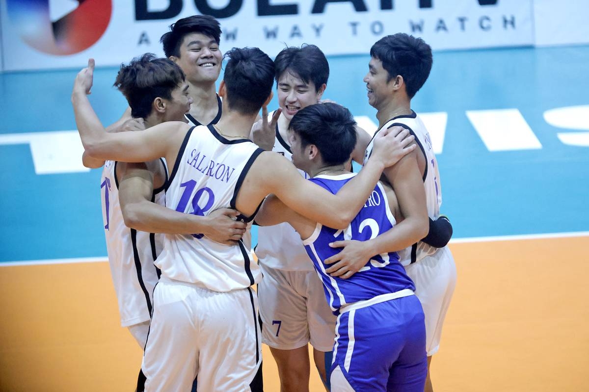 Blue Eagles subdue Bulldogs, reach V-League semis