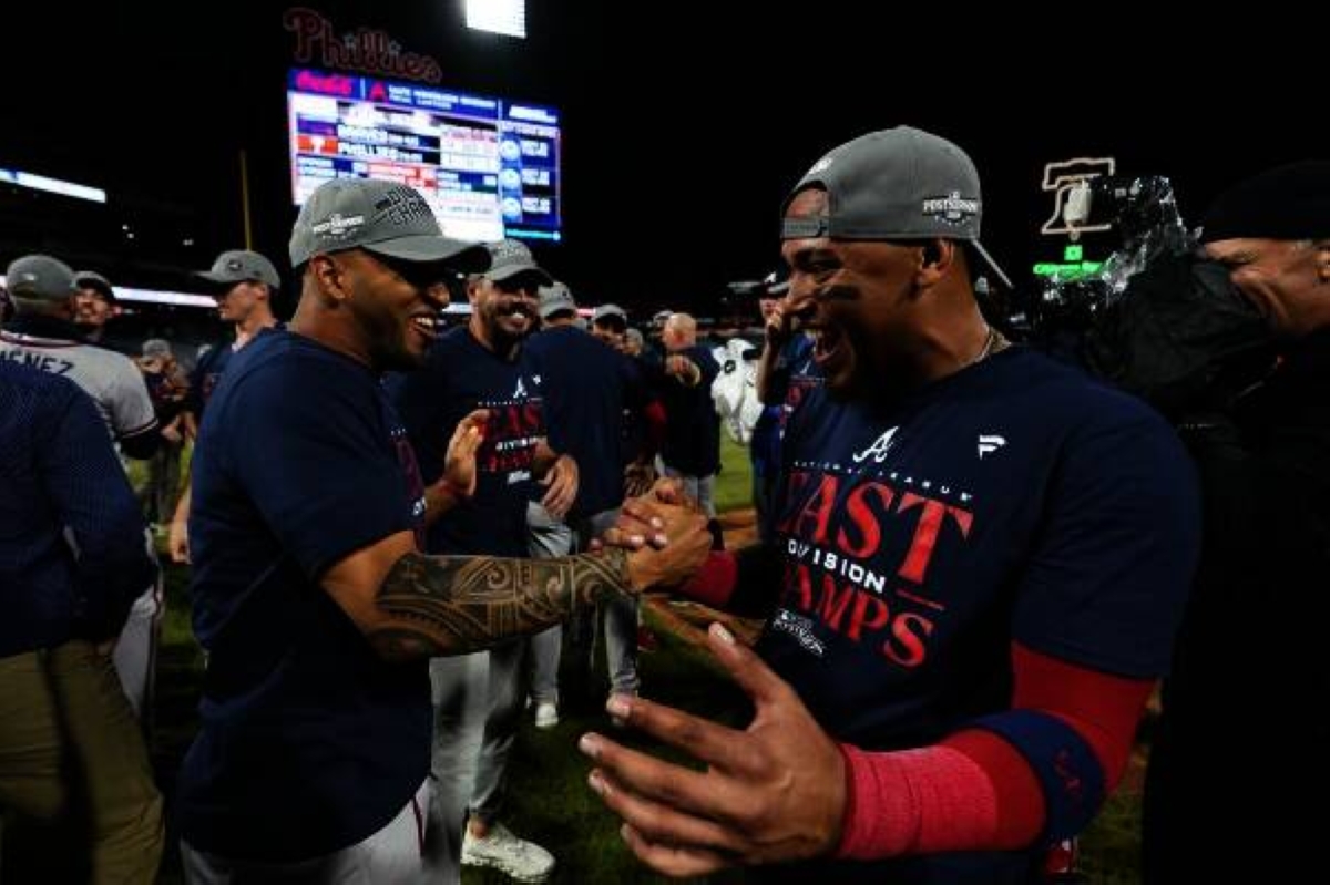 Atlanta Braves clinch 6th straight NL East title, beat Phillies 4-1 as  Strider gets 17th win