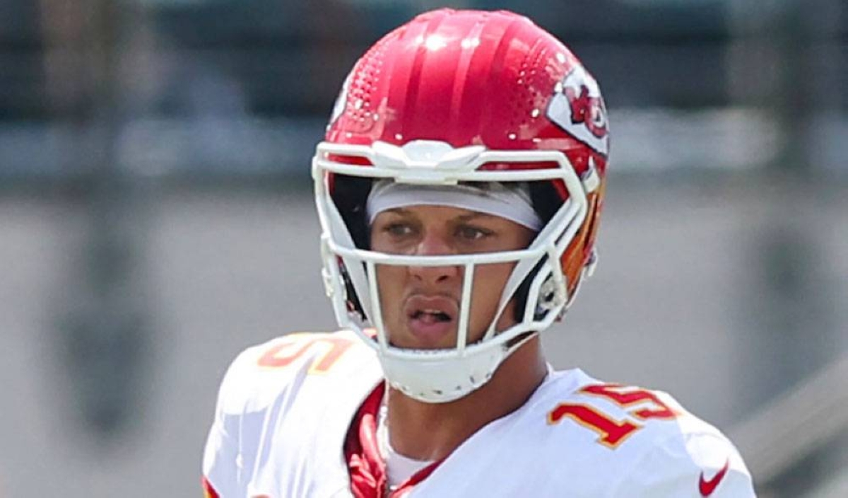 Mahomes to earn $210 million under restructured deal: reports