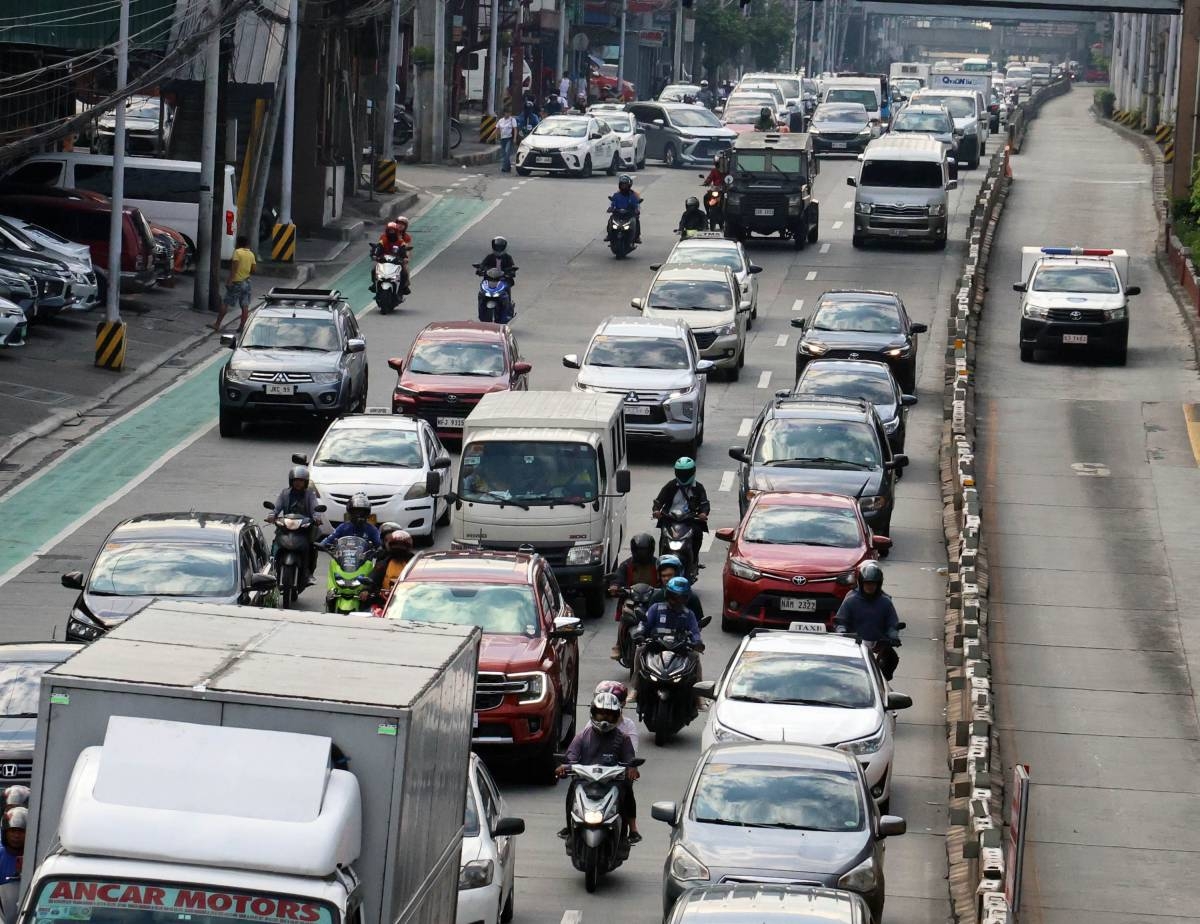 Traffic gridlock worsens | The Manila Times