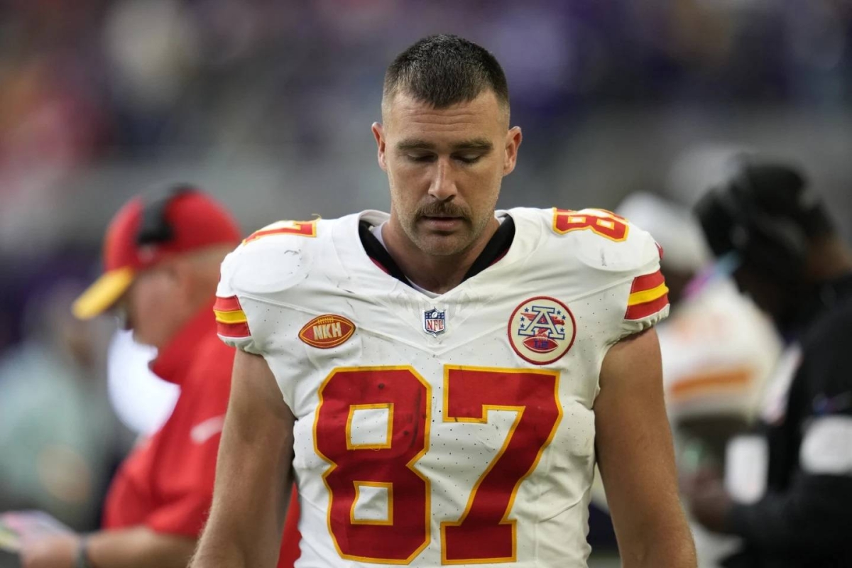 Kansas City Chiefs on X: WHO ELSE BUT KELCE⁉️ 