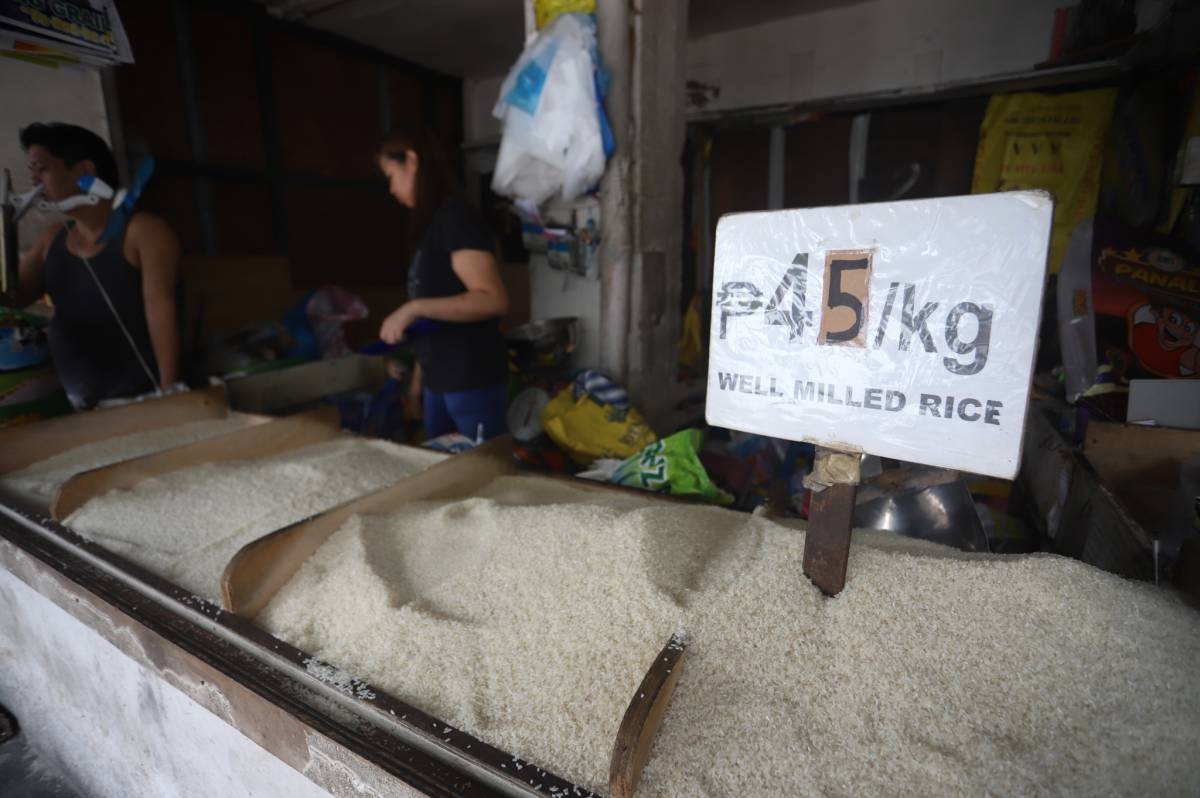 This photo shows well-milled rice being sold for P45 a kilo at Nepa Q-Mart in Quezon City on September 12, 2023. PHOTO BY JOHN ORVEN VERDOTE