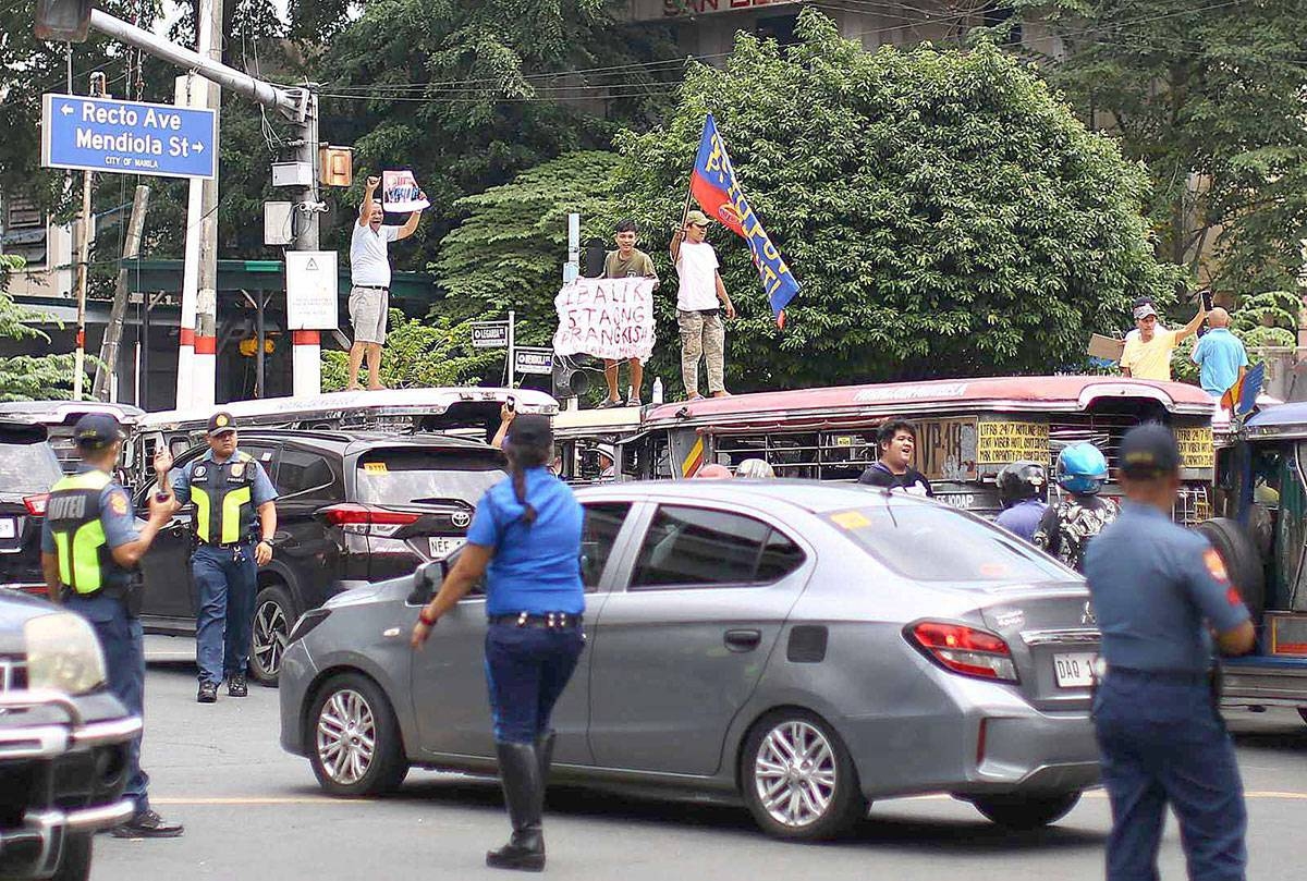 'Strike Failed To Paralyze Transport' | The Manila Times