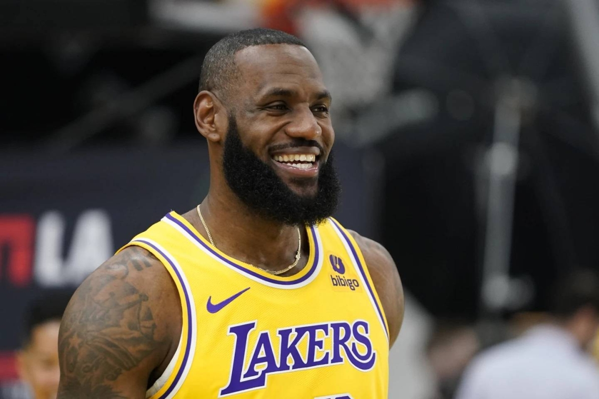 Inside the LeBron numbers: The 'kid from Akron' is now the NBA's oldest  player