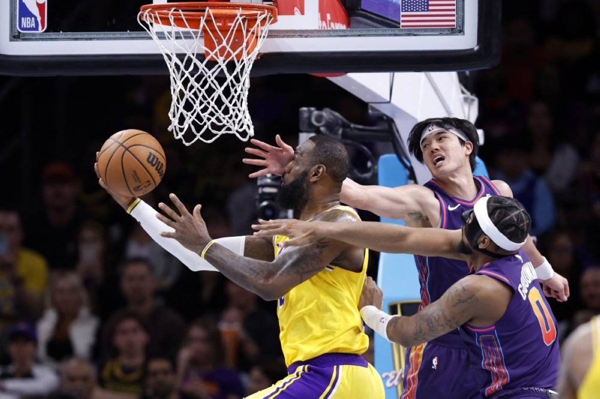 LeBron James Leads Lakers To Victory In NBA In-Season Tournament Opener ...