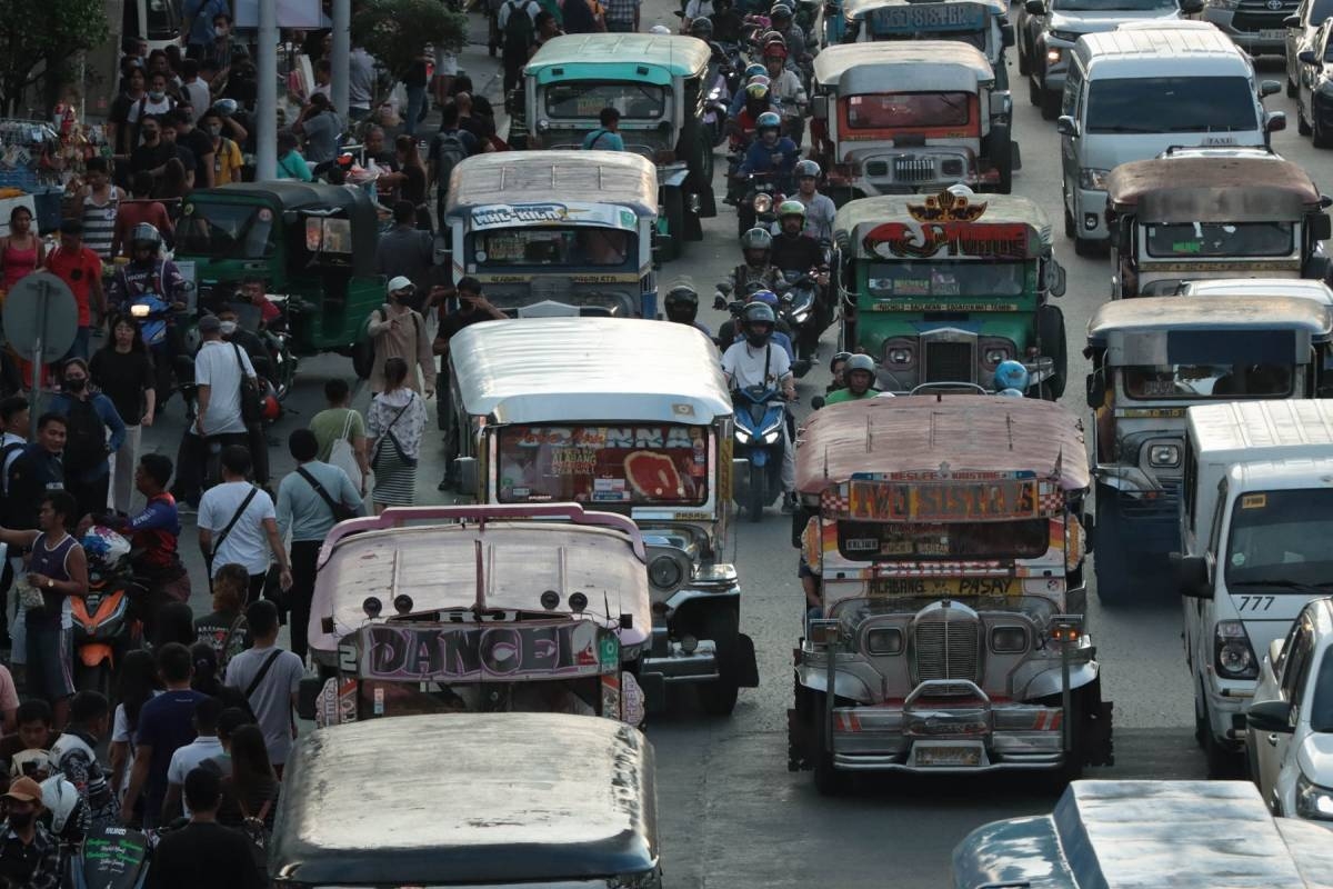 TRANSPORT STRIKE LOOMS | The Manila Times